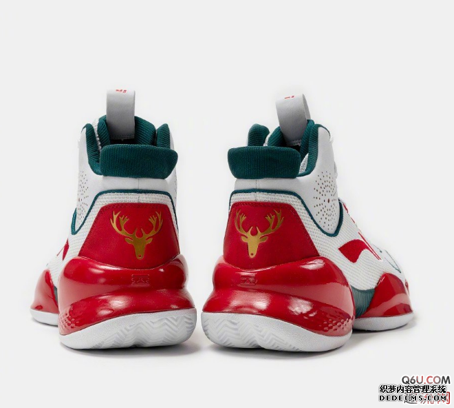 CJ麥科勒姆專屬空襲5圣誕PE實物細節賞析 本賽季CJ上腳的個人PE有哪些 CJ麥科勒姆專屬空襲5圣誕PE實物細節賞析 本賽季CJ上腳的個人PE有哪些