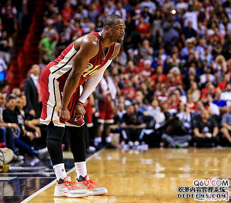 韋德之道7沒有圣誕配色 往年韋德圣誕大戰上腳的韋德之道圣誕系列鞋款盤點