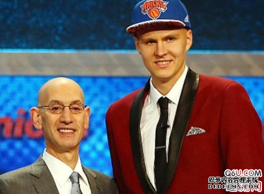 剛進(jìn)聯(lián)盟被人看不起的NBA巨星 五大從低谷走向巔峰的NBA巨星 剛進(jìn)聯(lián)盟被人看不起的NBA巨星 五大從低谷走向巔峰的NBA巨星