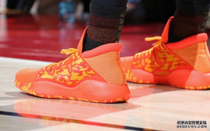 米切爾專屬配色阿迪達斯Pro Vision發售信息 阿迪達斯Pro Vision米切爾pe配色上腳圖賞析 米切爾專屬配色阿迪達斯Pro Vision發售信息 阿迪達斯Pro Vision米切爾pe配色上腳圖賞析