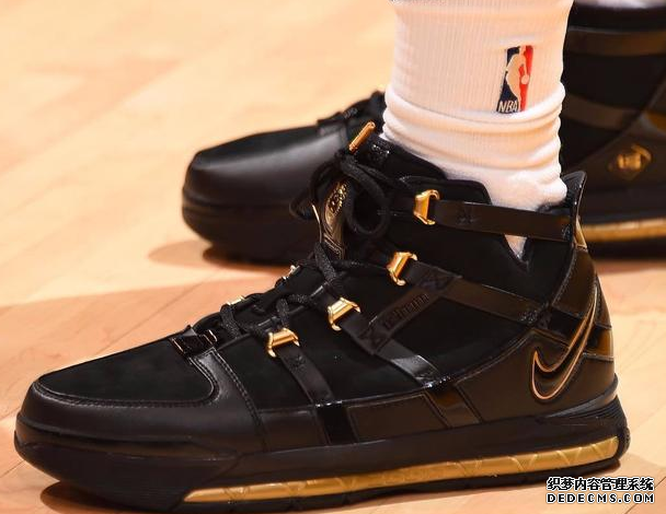 NBA12月22號球星上腳球鞋精選利拉德上腳Dame 5全新配色 NBA12月22號球星上腳球鞋精選利拉德上腳Dame 5全新配色