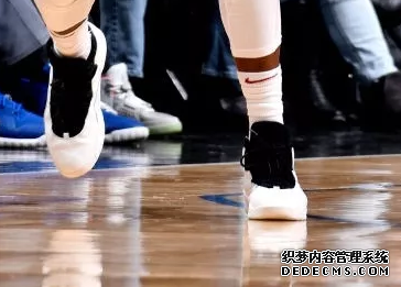 NBA12月24號球星上腳球鞋有哪些 NBA12月24號球星上腳球鞋盤點(diǎn) NBA12月24號球星上腳球鞋有哪些 NBA12月24號球星上腳球鞋盤點(diǎn)