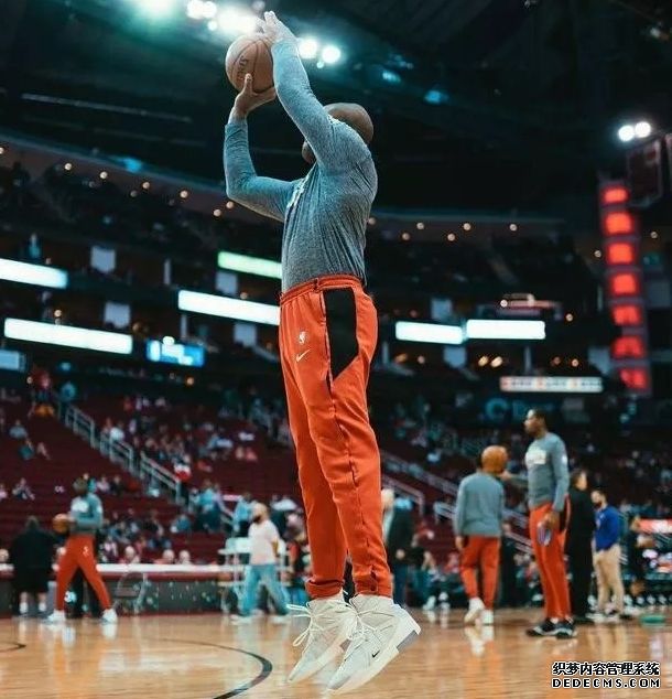 NBA球場上土豪級別的球鞋有哪些 NBA球場上土豪級別的球鞋清單 NBA球場上土豪級別的球鞋有哪些 NBA球場上土豪級別的球鞋清單