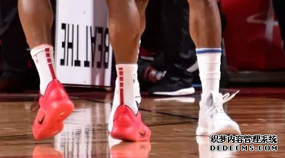 NBA12月18號(hào)庫(kù)里上腳什么球鞋 NBA12月18號(hào)球星上腳球鞋一覽 NBA12月18號(hào)庫(kù)里上腳什么球鞋 NBA12月18號(hào)球星上腳球鞋一覽