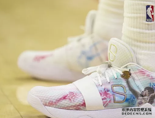 NBA12月13號球星上腳球鞋有哪些 NBA12月13號球星上腳球鞋盤點 NBA12月13號球星上腳球鞋有哪些 NBA12月13號球星上腳球鞋盤點