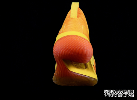 Curry 5 中國行細節欣賞  庫里5中國行上腳圖欣賞