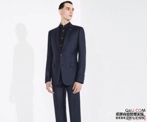 年會穿什么西裝合適 年會西裝穿什么顏色好看呢 年會穿什么西裝合適 年會西裝穿什么顏色好看呢