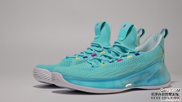 KT4輕騎兵開箱評測 安踏KT4輕騎兵細節賞析 KT4輕騎兵開箱評測 安踏KT4輕騎兵細節賞析