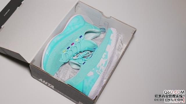 KT4輕騎兵開箱評測 安踏KT4輕騎兵細節賞析 KT4輕騎兵開箱評測 安踏KT4輕騎兵細節賞析