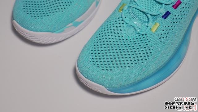 KT4輕騎兵開箱評測 安踏KT4輕騎兵細節賞析 KT4輕騎兵開箱評測 安踏KT4輕騎兵細節賞析