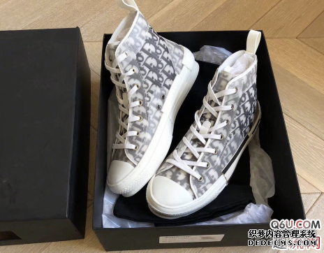 Dior Kaws high帆布鞋開箱評測 dior oblique高幫帆布鞋怎么樣 Dior Kaws high帆布鞋開箱評測 dior oblique高幫帆布鞋怎么樣