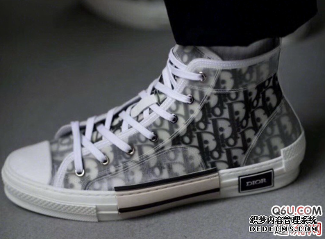 Dior Kaws high帆布鞋開箱評測 dior oblique高幫帆布鞋怎么樣 Dior Kaws high帆布鞋開箱評測 dior oblique高幫帆布鞋怎么樣