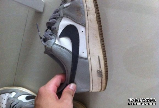 空軍一號有沒有氣墊 空軍一號帶氣墊和無氣墊的區別 空軍一號有沒有氣墊 空軍一號帶氣墊和無氣墊的區別