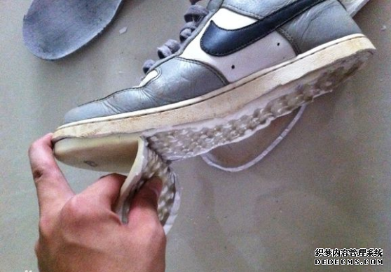 空軍一號有沒有氣墊 空軍一號帶氣墊和無氣墊的區別 空軍一號有沒有氣墊 空軍一號帶氣墊和無氣墊的區別