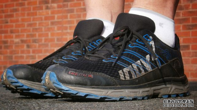 越野跑鞋適合跑步嗎 越野跑鞋有什么特點 越野跑鞋適合跑步嗎 越野跑鞋有什么特點