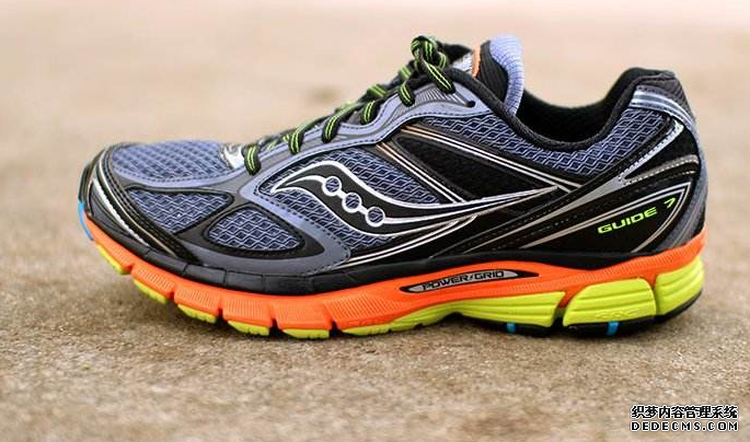 慢跑鞋和跑鞋有什么區別 慢跑鞋哪個牌子好 慢跑鞋和跑鞋有什么區別 慢跑鞋哪個牌子好