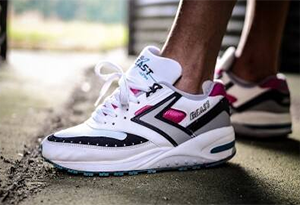 慢跑鞋和跑鞋有什么區(qū)別 慢跑鞋哪個(gè)牌子好