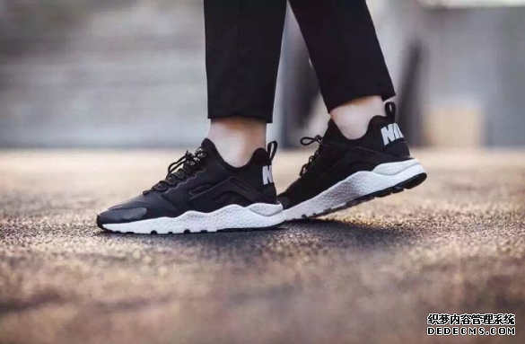 耐克華萊士跑鞋有什么特點 華萊士一代和二代有什么區別 耐克華萊士跑鞋有什么特點 華萊士一代和二代有什么區別