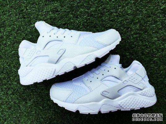 耐克華萊士跑鞋有什么特點 華萊士一代和二代有什么區別 耐克華萊士跑鞋有什么特點 華萊士一代和二代有什么區別