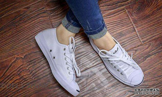 匡威開口笑和all star尺碼有區(qū)別嗎 開口笑和all star哪個好看 匡威開口笑和all star尺碼有區(qū)別嗎 開口笑和all star哪個好看