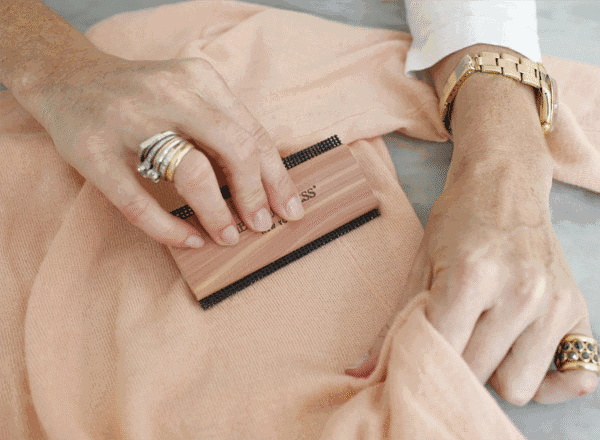 毛衣起球了怎么辦 毛衣應該怎么保養(yǎng) 毛衣起球了怎么辦 毛衣應該怎么保養(yǎng)