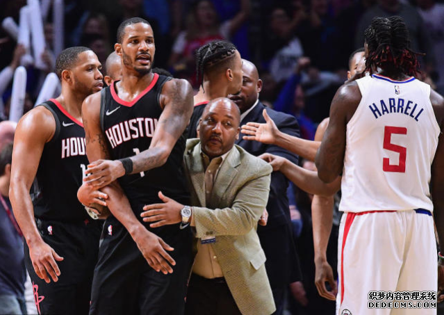 保羅率哈登等人闖快船更衣室 火箭快船嚴重沖突的前因后果 保羅率哈登等人闖快船更衣室 火箭快船嚴重沖突的前因后果