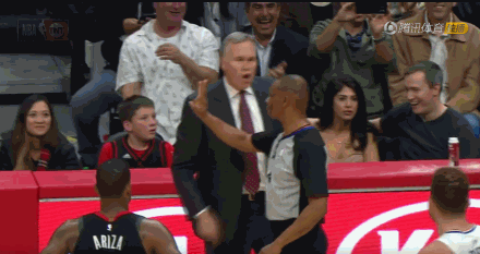 保羅率哈登等人闖快船更衣室 火箭快船嚴重沖突的前因后果 保羅率哈登等人闖快船更衣室 火箭快船嚴重沖突的前因后果