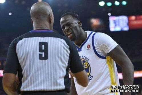 追夢格林炮轟裁判遭罰款 格林的火爆脾氣需要改了 追夢格林炮轟裁判遭罰款 格林的火爆脾氣需要改了