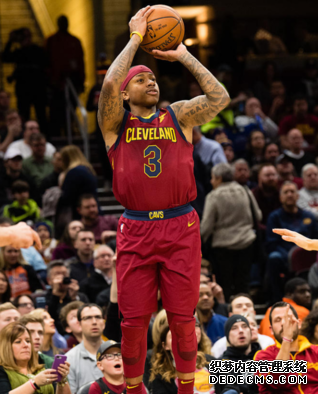 小托馬斯缺陣228天迎來(lái)復(fù)出 首秀完美發(fā)揮獲滿堂彩 小托馬斯缺陣228天迎來(lái)復(fù)出 首秀完美發(fā)揮獲滿堂彩