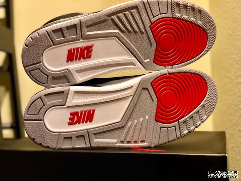 AJ3黑水泥真假對比 AJ3黑水泥2018復刻版鑒定方法 AJ3黑水泥真假對比 AJ3黑水泥2018復刻版鑒定方法