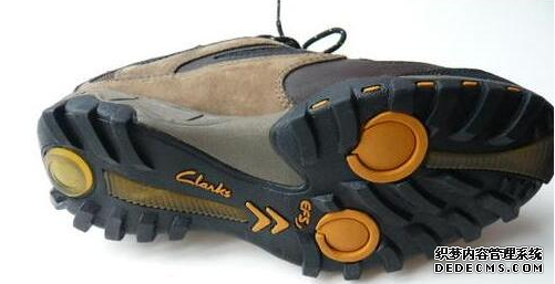 其樂正品鞋和外貿鞋的區別 Clarks正品如何鑒定 其樂正品鞋和外貿鞋的區別 Clarks正品如何鑒定