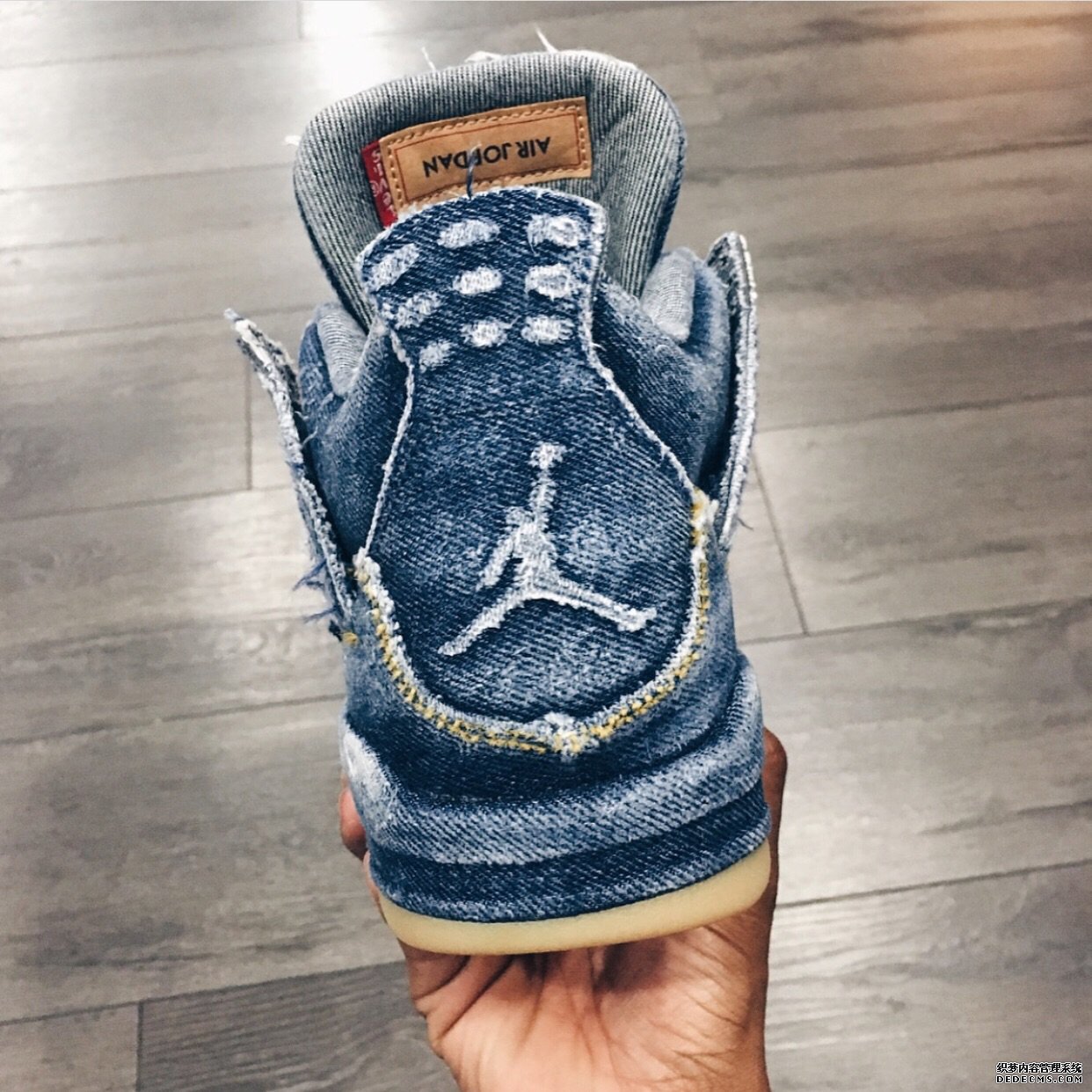 AJ4李維斯聯名可以養嗎 AJ4 X Levi’s怎么養牛 AJ4李維斯聯名可以養嗎 AJ4 X Levi’s怎么養牛