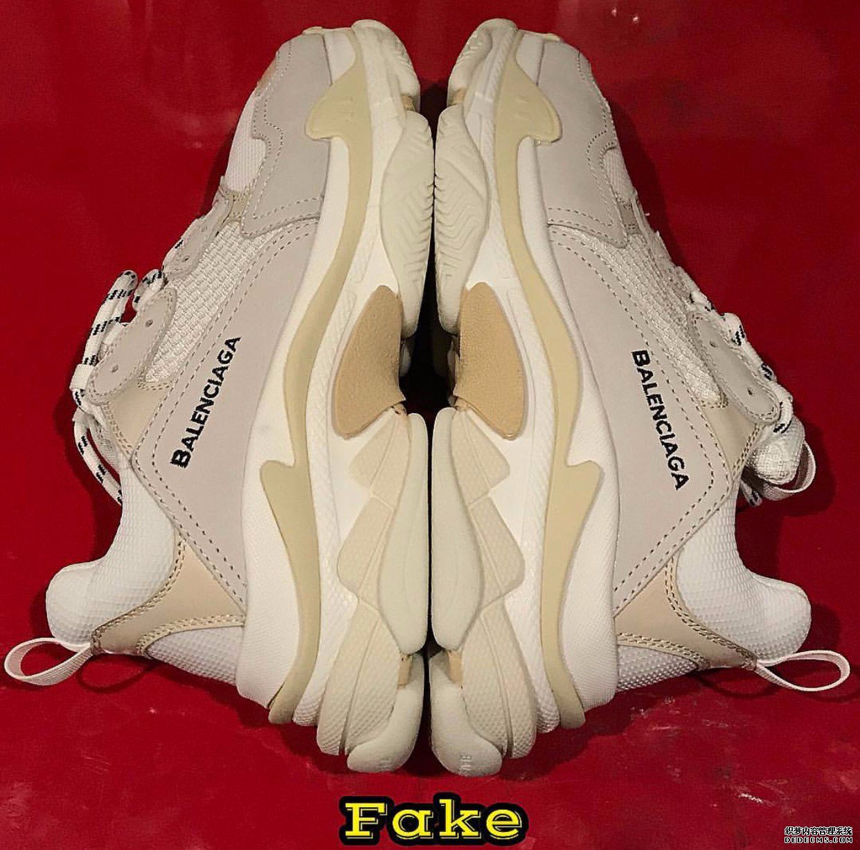巴黎世家老爹鞋真假對比 Balenciaga Triple-S鑒定方法 巴黎世家老爹鞋真假對比 Balenciaga Triple-S鑒定方法