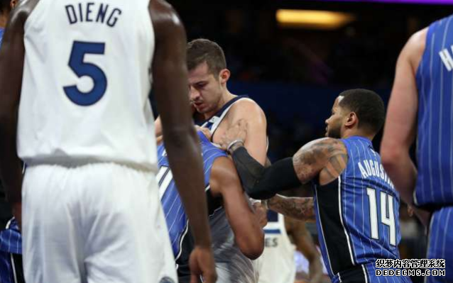 NBA賽場再次發生斗毆 別利察和阿弗拉羅激烈沖突 NBA賽場再次發生斗毆 別利察和阿弗拉羅激烈沖突