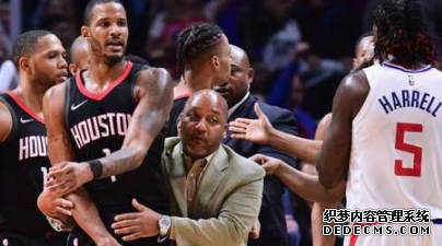 NBA賽場再次發生斗毆 別利察和阿弗拉羅激烈沖突 NBA賽場再次發生斗毆 別利察和阿弗拉羅激烈沖突