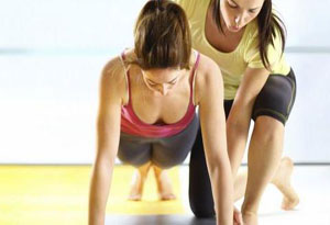 俯臥撐塌腰怎么辦 俯臥撐的正確姿勢