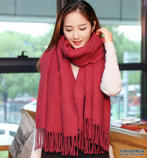 羊絨圍巾怎么保養 羊絨圍巾清洗的正確方法 羊絨圍巾怎么保養 羊絨圍巾清洗的正確方法