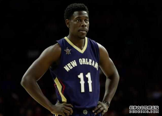 濃眉哥不再空砍打爆波神 濃眉哥聯盟第一中鋒當之無愧 濃眉哥不再空砍打爆波神 濃眉哥聯盟第一中鋒當之無愧