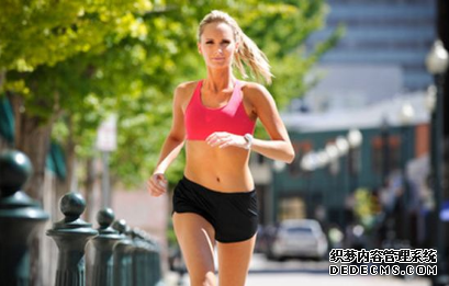 早上運(yùn)動(dòng)后可以吃早餐嗎 早上運(yùn)動(dòng)多久可以吃早餐 早上運(yùn)動(dòng)后可以吃早餐嗎 早上運(yùn)動(dòng)多久可以吃早餐