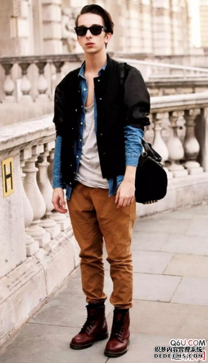 男生冬天怎么穿靴子好看 年輕男生穿靴子應該怎么搭配 男生冬天怎么穿靴子好看 年輕男生穿靴子應該怎么搭配