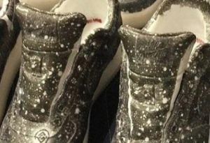 從不追潮流的陳冠希自己就是潮流 陳冠希上腳的