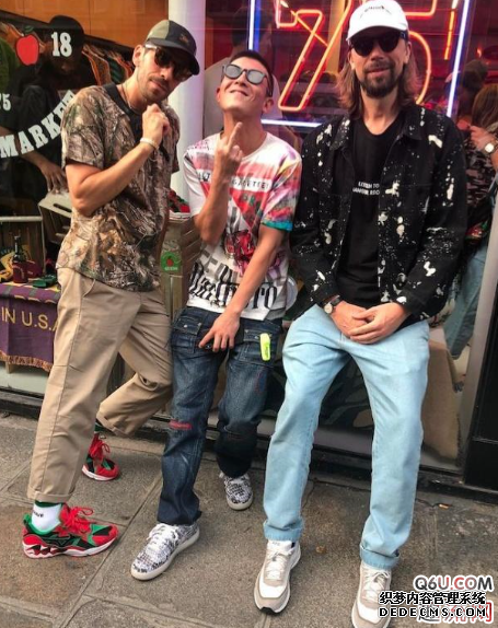 從不追潮流的陳冠希自己就是潮流 陳冠希上腳的這些鞋你都見過嗎 從不追潮流的陳冠希自己就是潮流 陳冠希上腳的這些鞋你都見過嗎