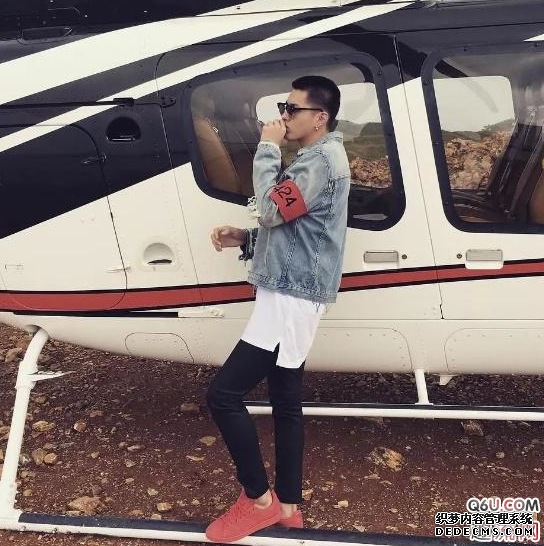 吳亦凡“全員惡人”穿搭上腳AJ5大巴黎聯名 談一談吳亦凡的穿搭進化史 吳亦凡“全員惡人”穿搭上腳AJ5大巴黎聯名 談一談吳亦凡的穿搭進化史